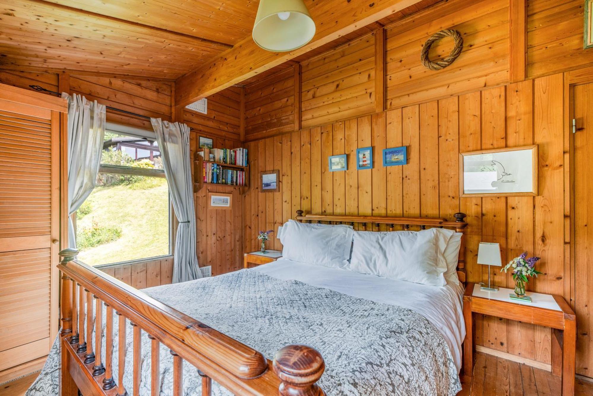 Scandinavian Style Lodge In Rock Wadebridge Bagian luar foto