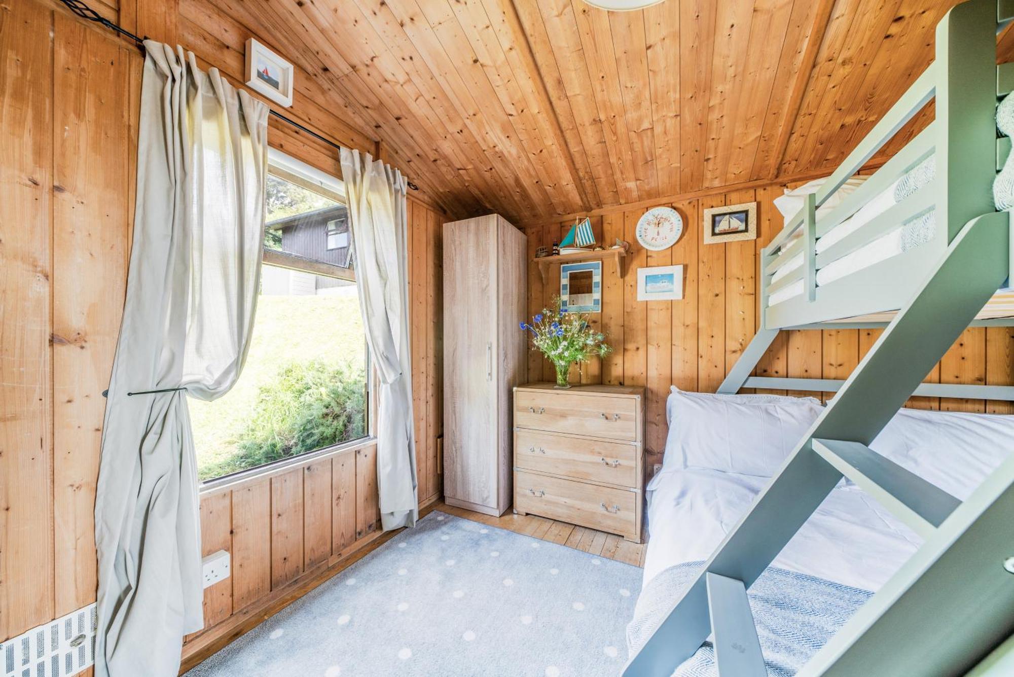 Scandinavian Style Lodge In Rock Wadebridge Bagian luar foto