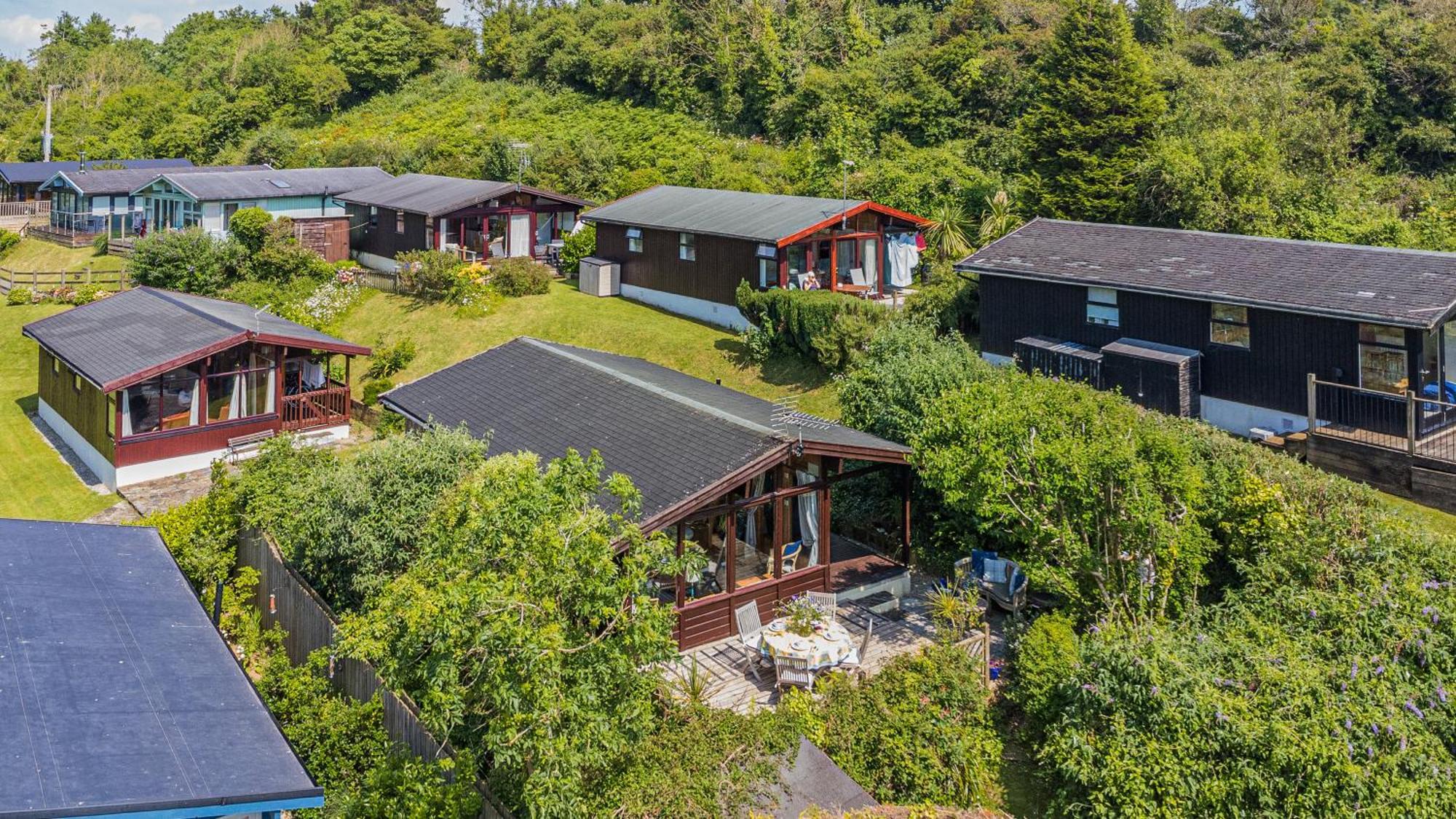 Scandinavian Style Lodge In Rock Wadebridge Bagian luar foto